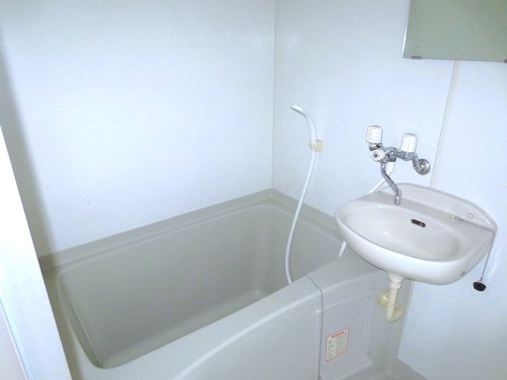 ボアソナードIIの風呂