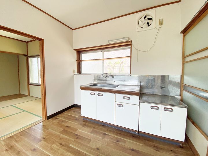 静岡県浜松市中央区蜆塚3(一戸建)の賃貸物件のキッチン