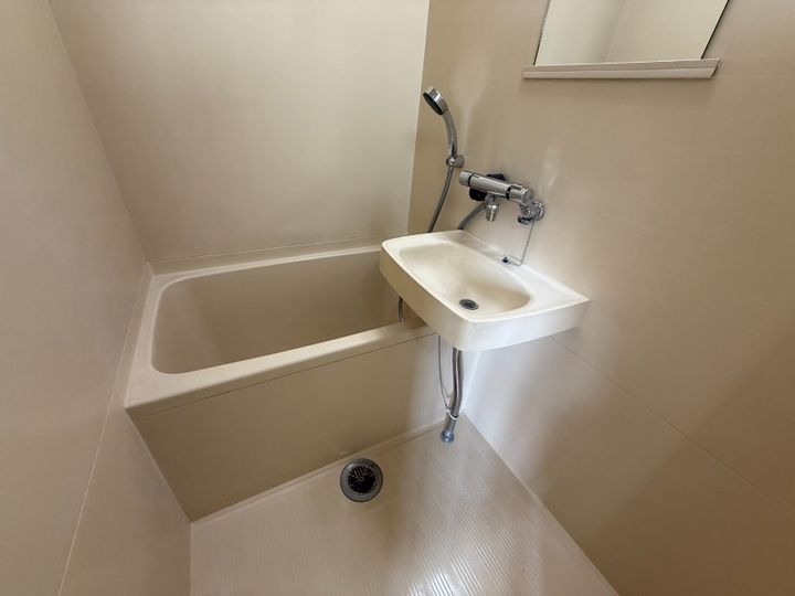 ROOMS本荘の風呂