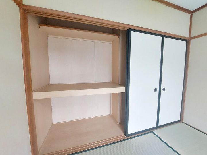 クレスト丸子の内装
