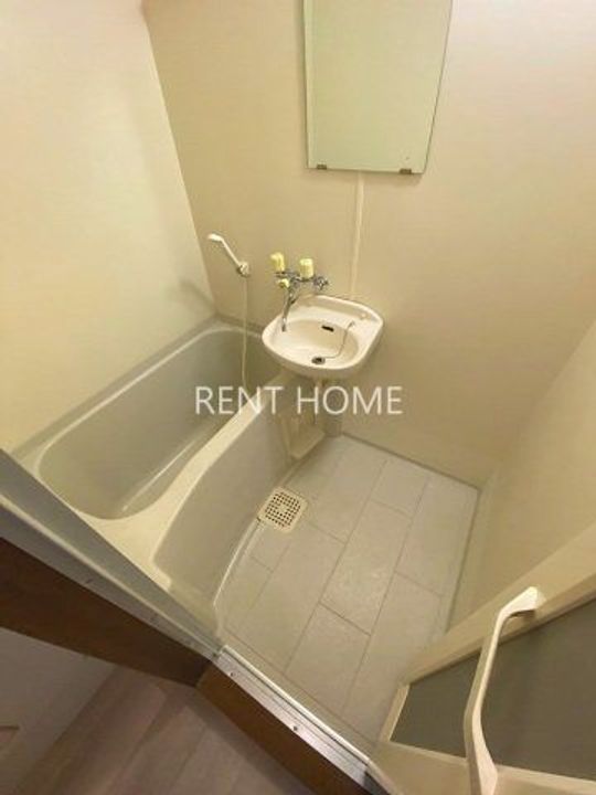 七神国府ビルの風呂