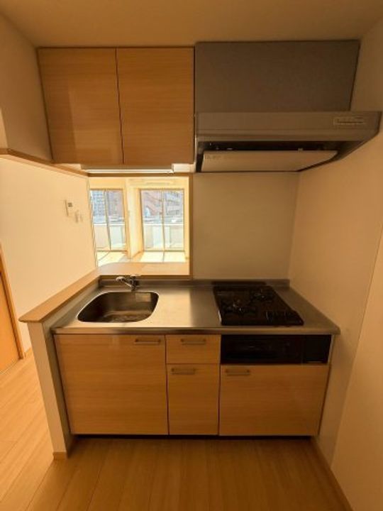宮城県仙台市宮城野区鉄砲町東(マンション)の賃貸物件のキッチン