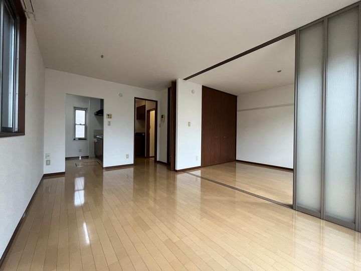 メゾン フォルテシモの居間