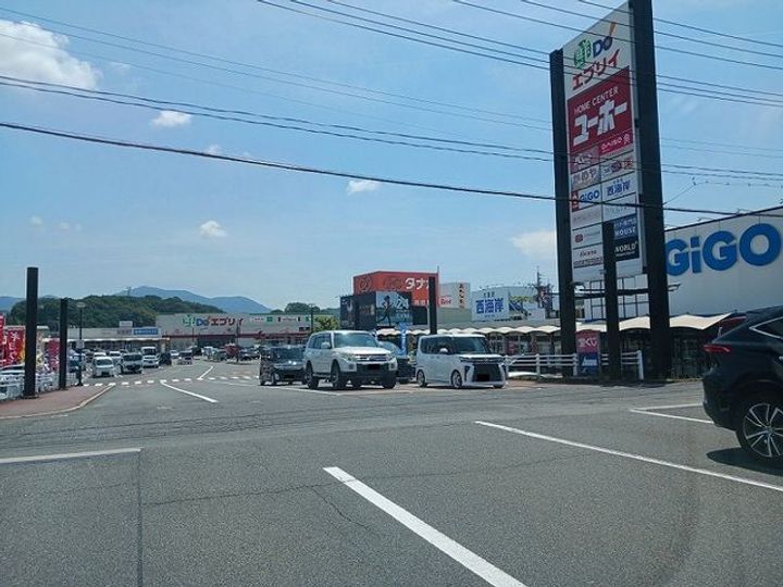 アルデーアIIの周辺