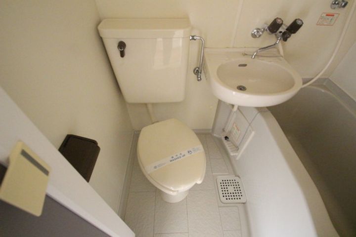 カーサ駅前の内装