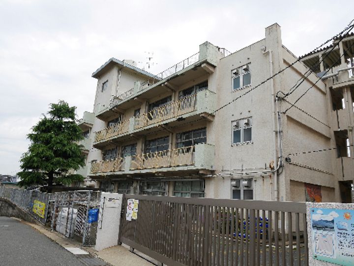 大誠ハイツの周辺