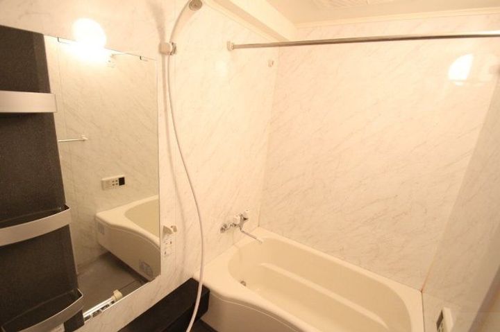 東京都足立区千住曙町(マンション)の賃貸物件の風呂