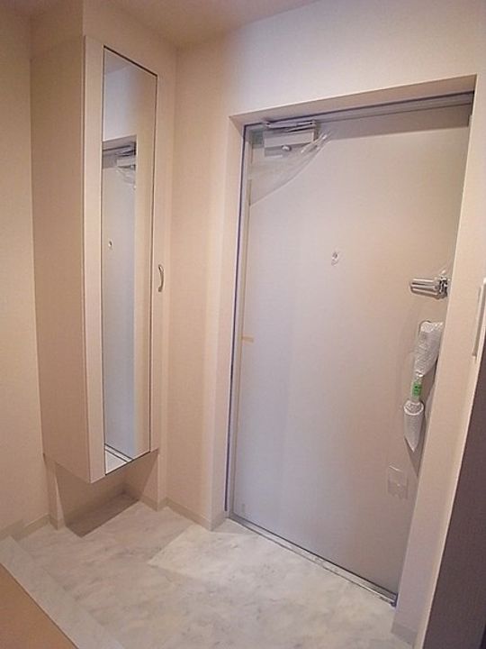 東京都墨田区石原3(マンション)の賃貸物件の玄関