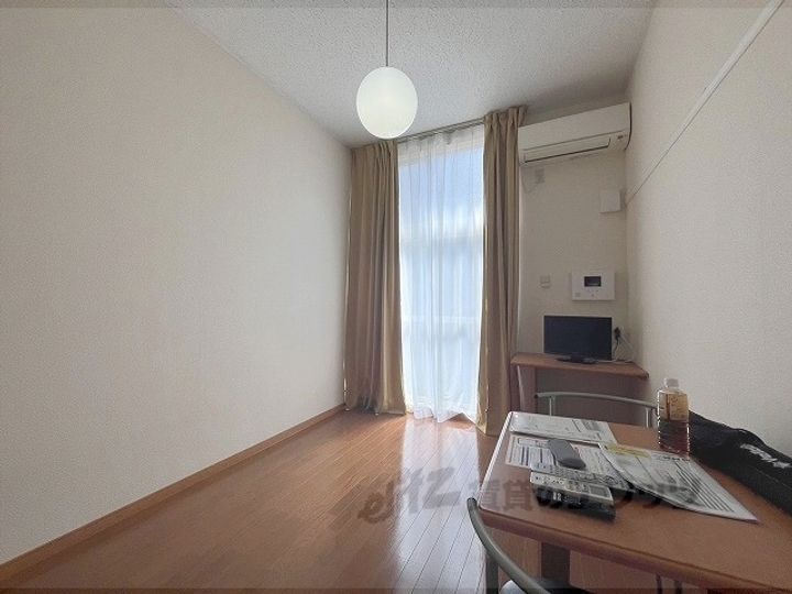 レオパレス王寺の居間