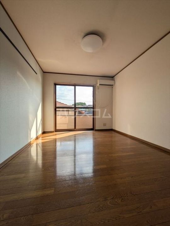 はよしハイツBの居間