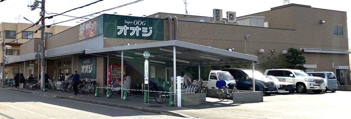 デュウェルサカイの周辺