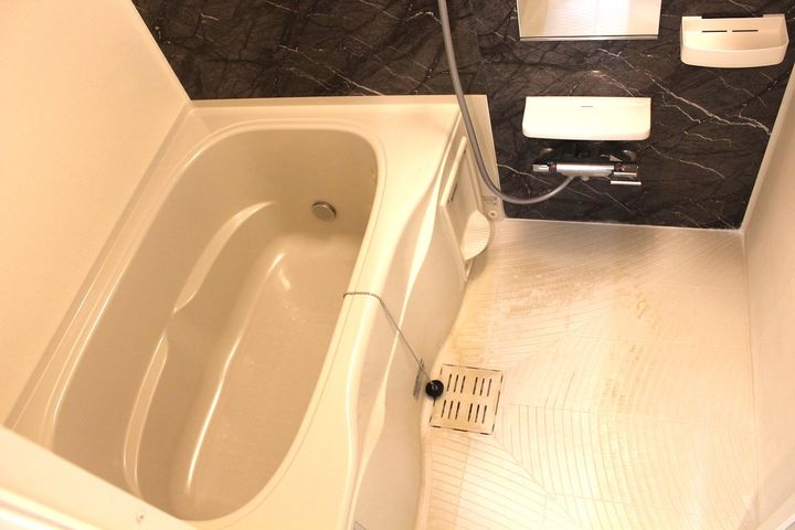 愛知県愛西市佐屋町新田(アパート)の賃貸物件の風呂