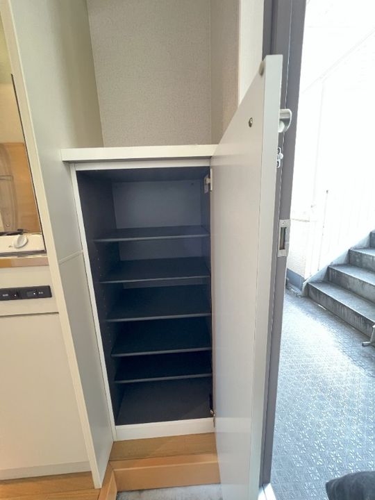 エクセレント京王八王子の玄関