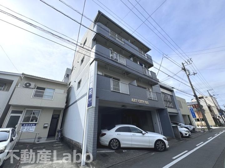 徳島県徳島市佐古四番町(マンション)の賃貸物件の外観