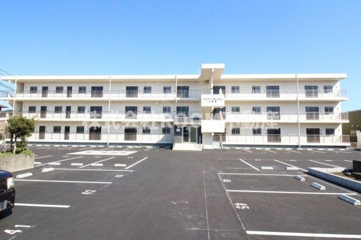 チェリーブロッサム久保原の外観