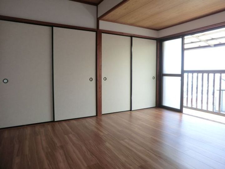 コスモスの居間