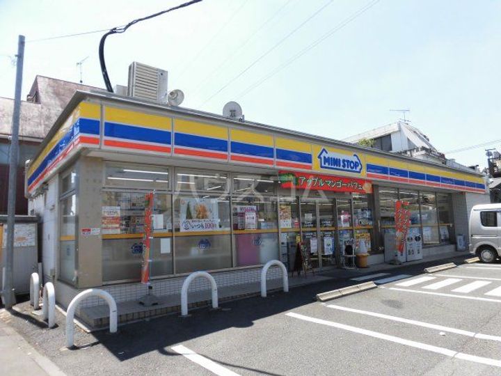 コスモスの周辺