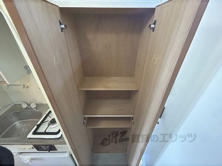 ロイヤルハイツ橿原2の内装