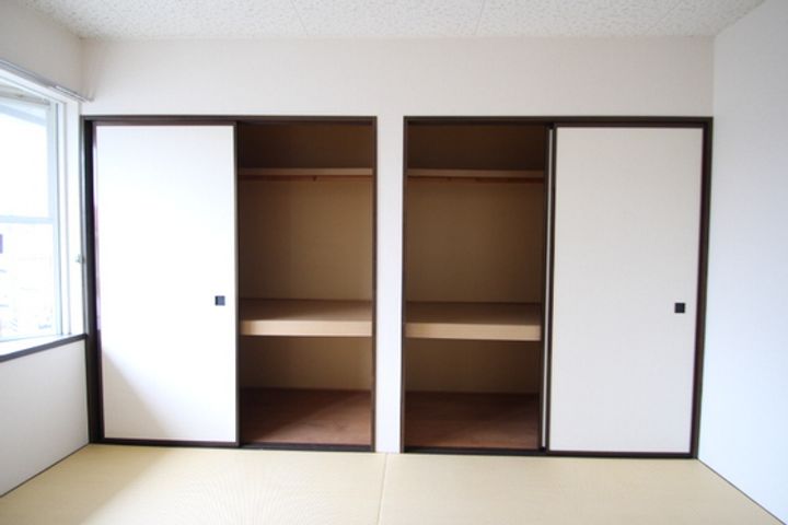 ファミーユサトウ Bの内装