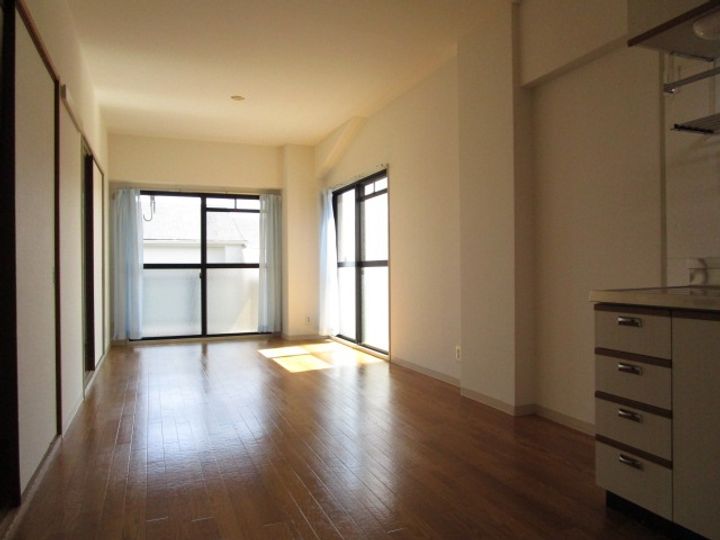 ヌーヴェルシャトーの居間