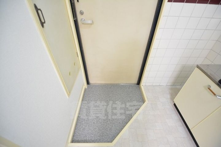 ジョイフルコーポの玄関