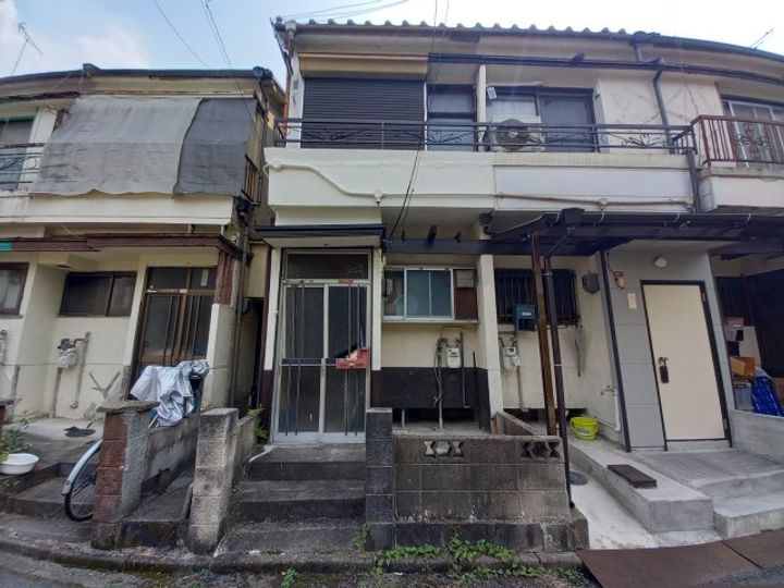 大阪府枚方市新之栄町(一戸建)の賃貸物件の外観