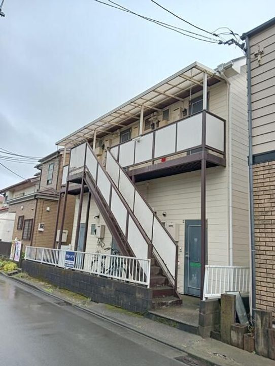 YNハイツの外観