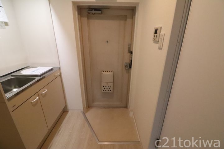 登喜和マンションの玄関