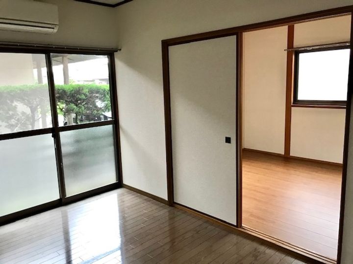 ドリームコーポの居間