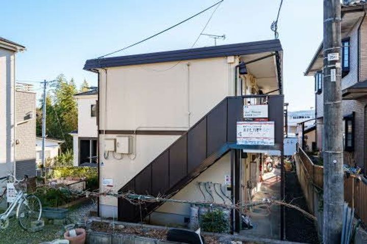 サンパルスの外観