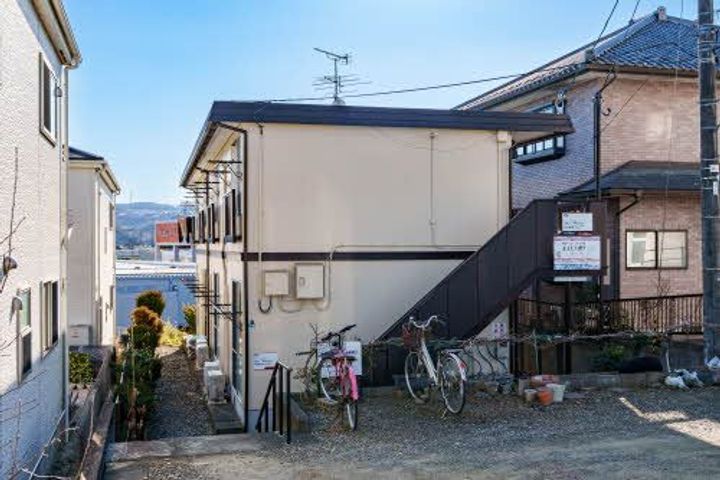 サンパルスの外観