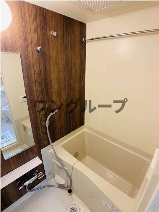 エストゥルースプラス田端の風呂