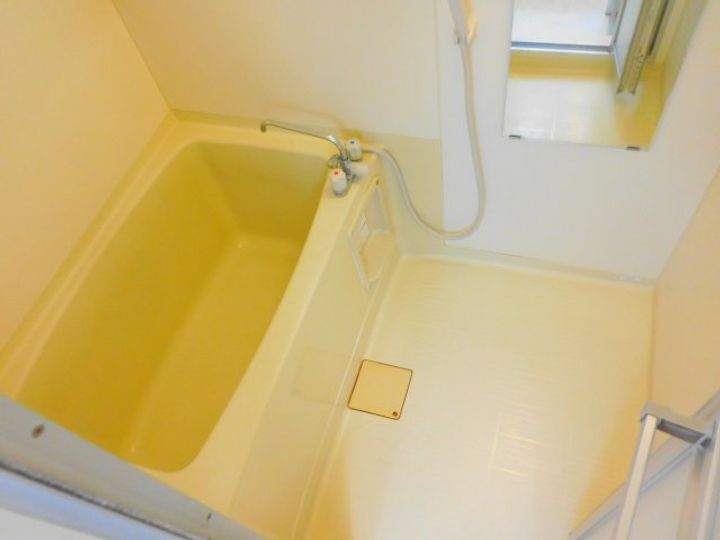 アゼリア氷室の風呂