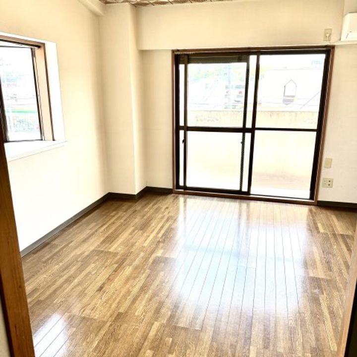 エムズマンションの居間
