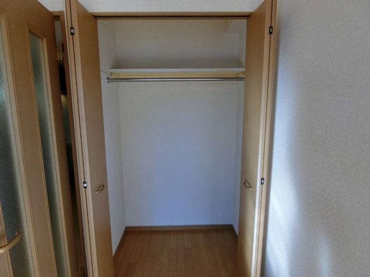 アベニューあいざわの内装