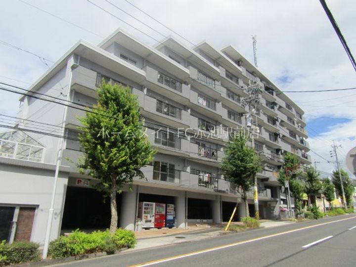 サンヒルズ松和花壇の外観