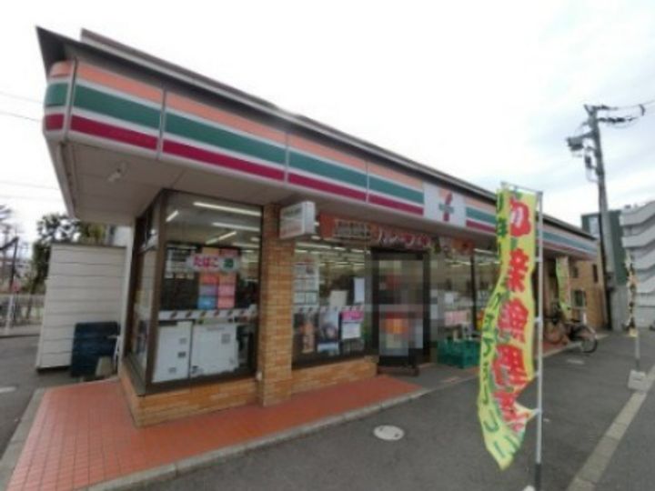 Kカーサの周辺