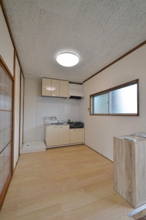 広島県広島市西区庚午中4(マンション)の賃貸物件の居間