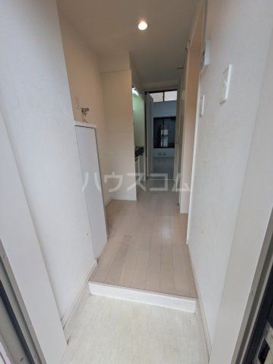 ルナージュ町田の玄関