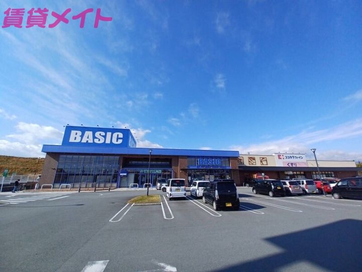 亀山マンションB棟の周辺