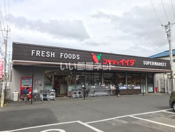 ルーモベルビ・トロアの周辺