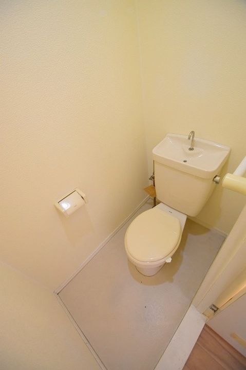 平和台ハイツの内装