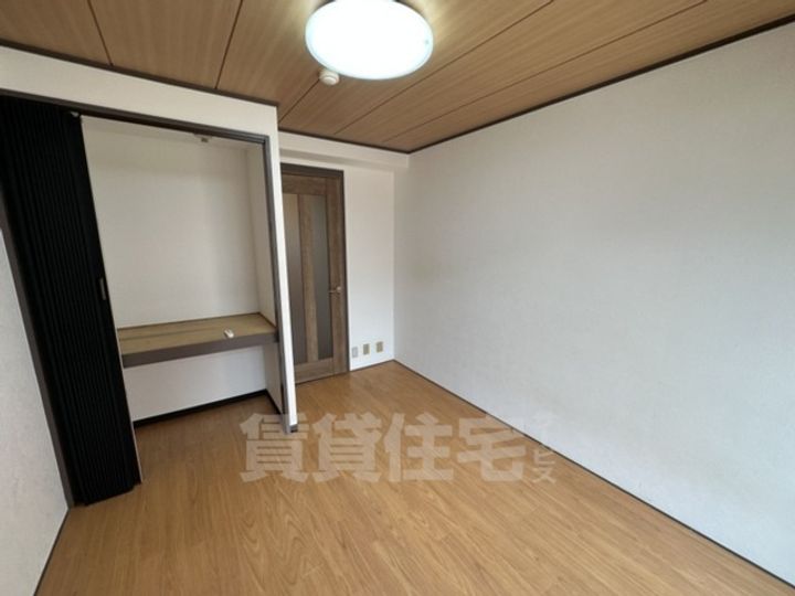 東中島第2土井マンションの居間