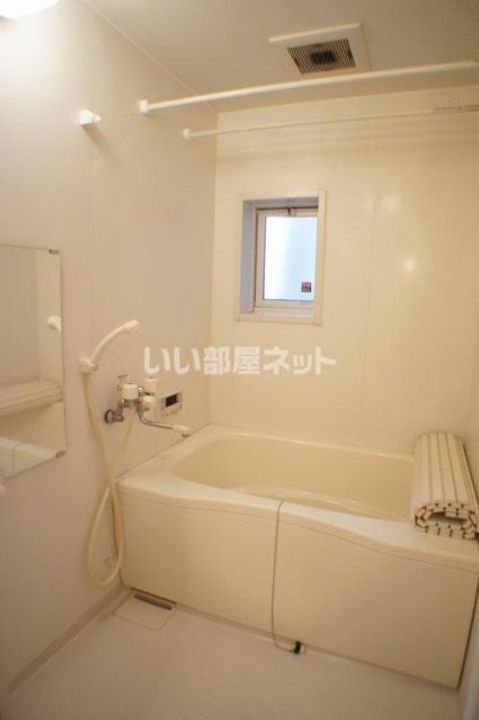群馬県伊勢崎市田部井町3(アパート)の賃貸物件の風呂