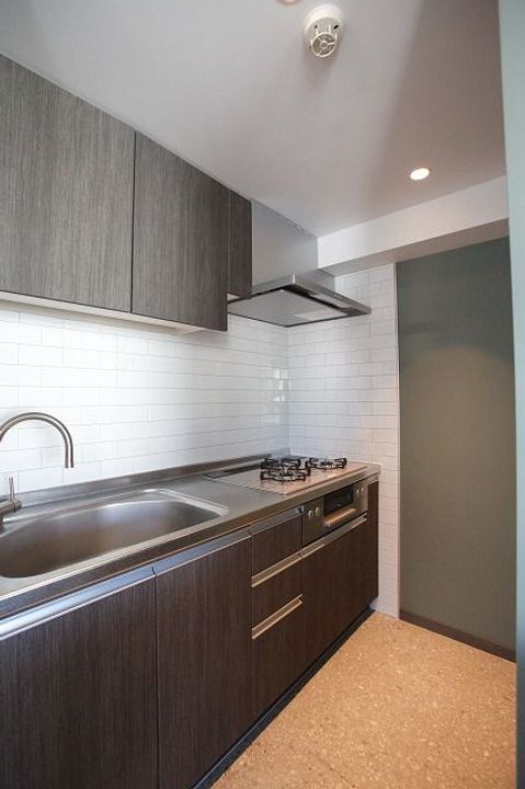 東京都港区南麻布4(マンション)の賃貸物件のキッチン