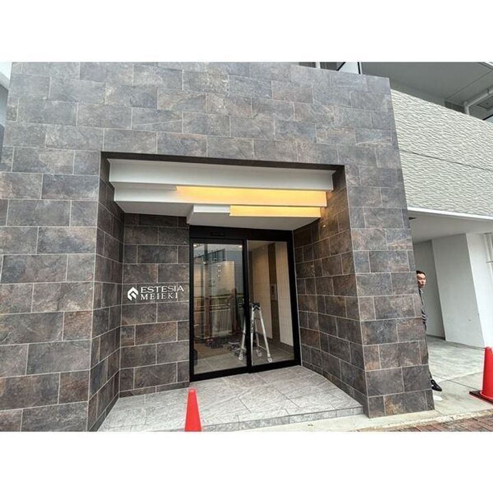 エステシア名駅の地図