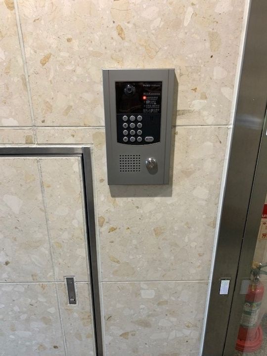 Miles Yevis(マイルスエビス)の内装