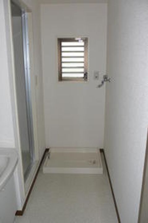 Miles Yevis(マイルスエビス)の内装