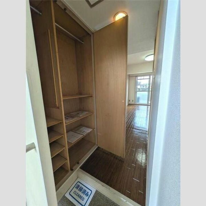 KITAMACHI RESIDENCEの玄関