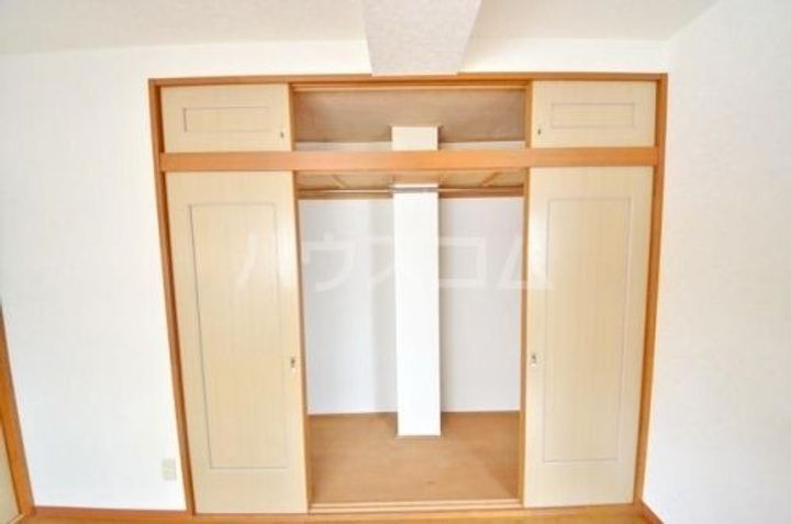 和進ビルの内装